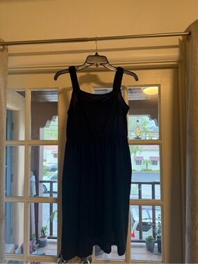 Women's Black UVN small Sleeveless Dress